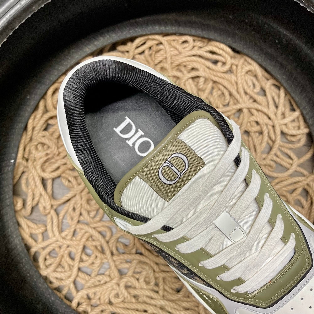 Dior B26