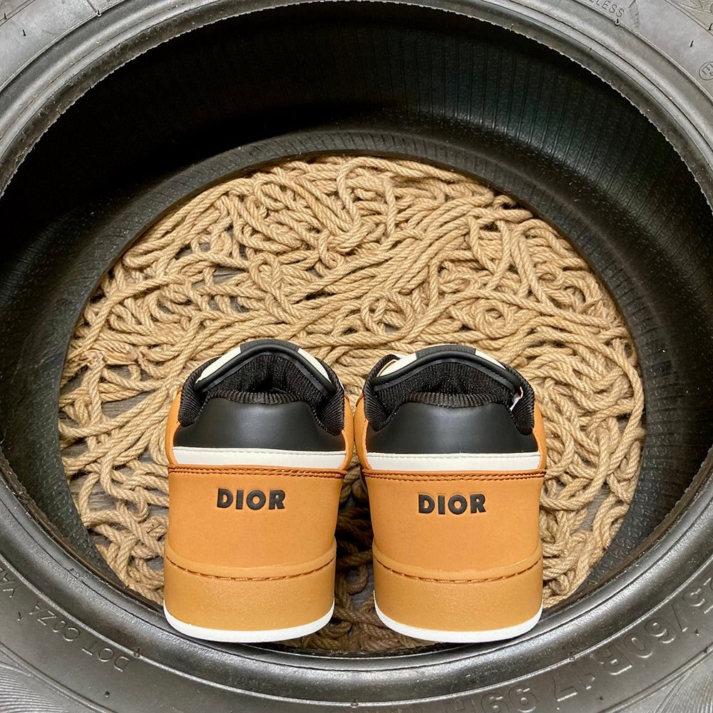 Dior B26