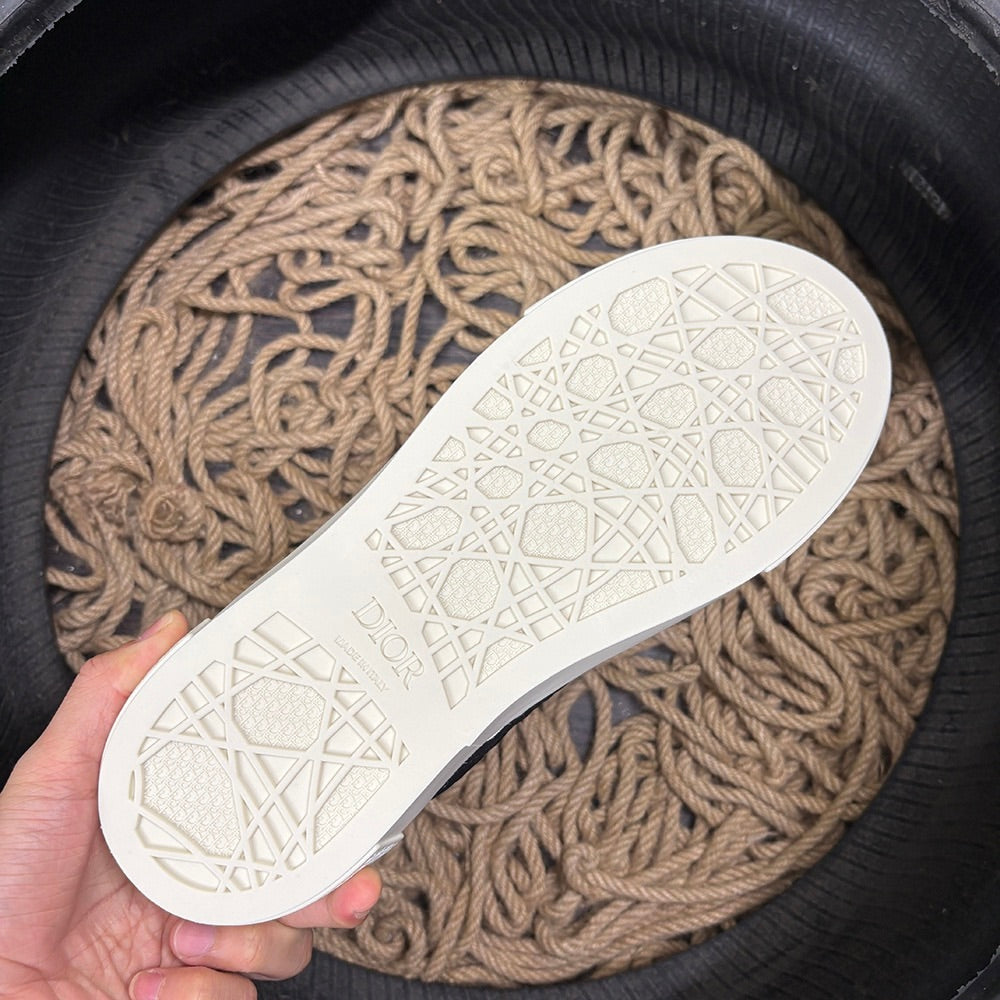 Dior Sneakers Exclusive