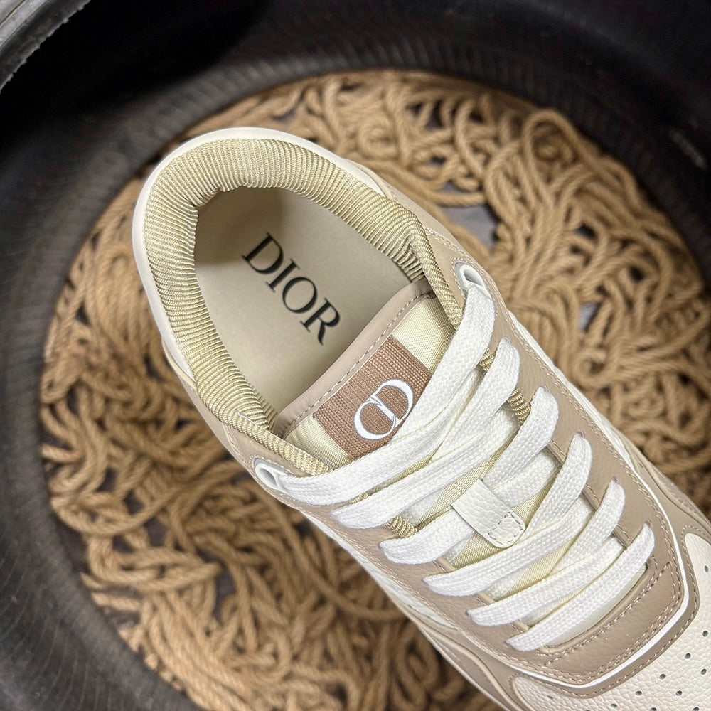 Dior B26