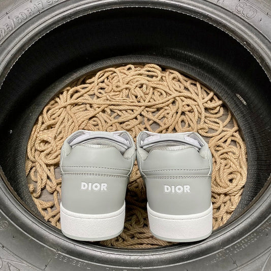Dior B26