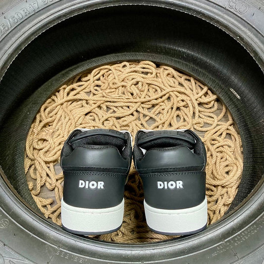 Dior B26