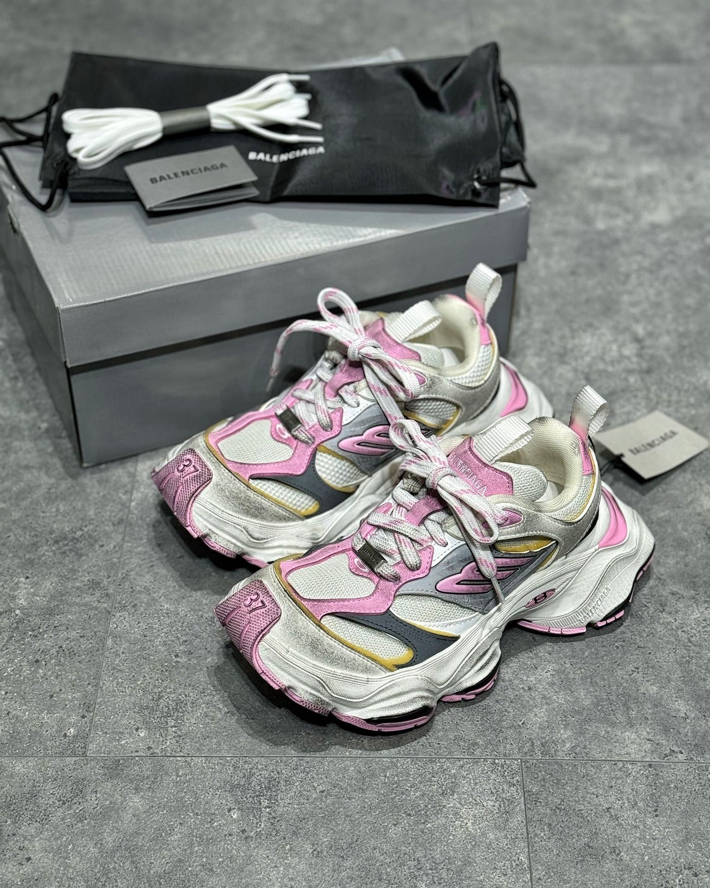 Balenciaga Cargo Pink