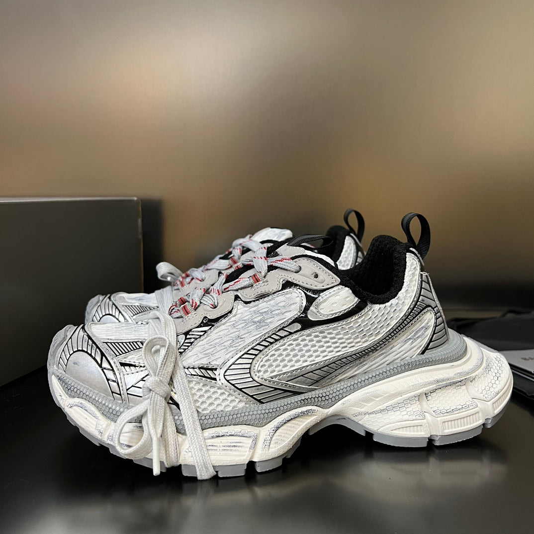 Balenciaga 3XL White Gray