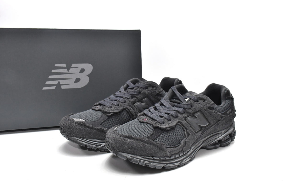 New Balance 2002R