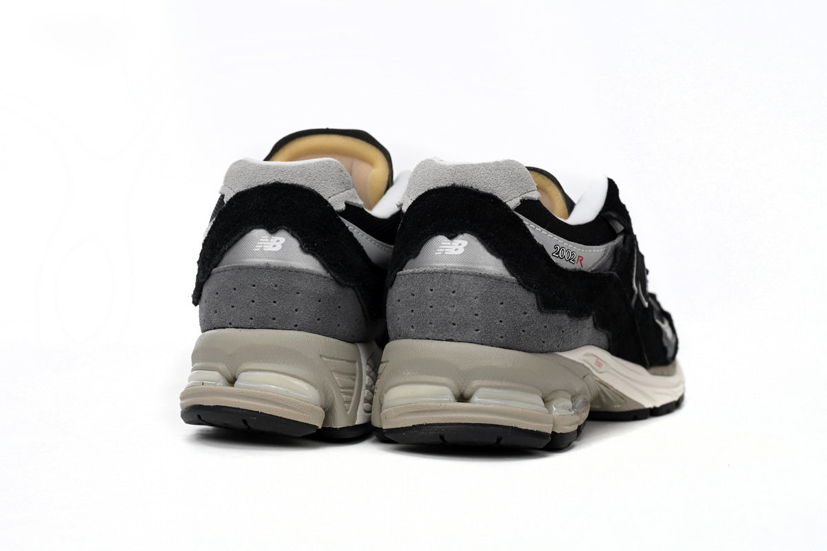 New Balance 2002R