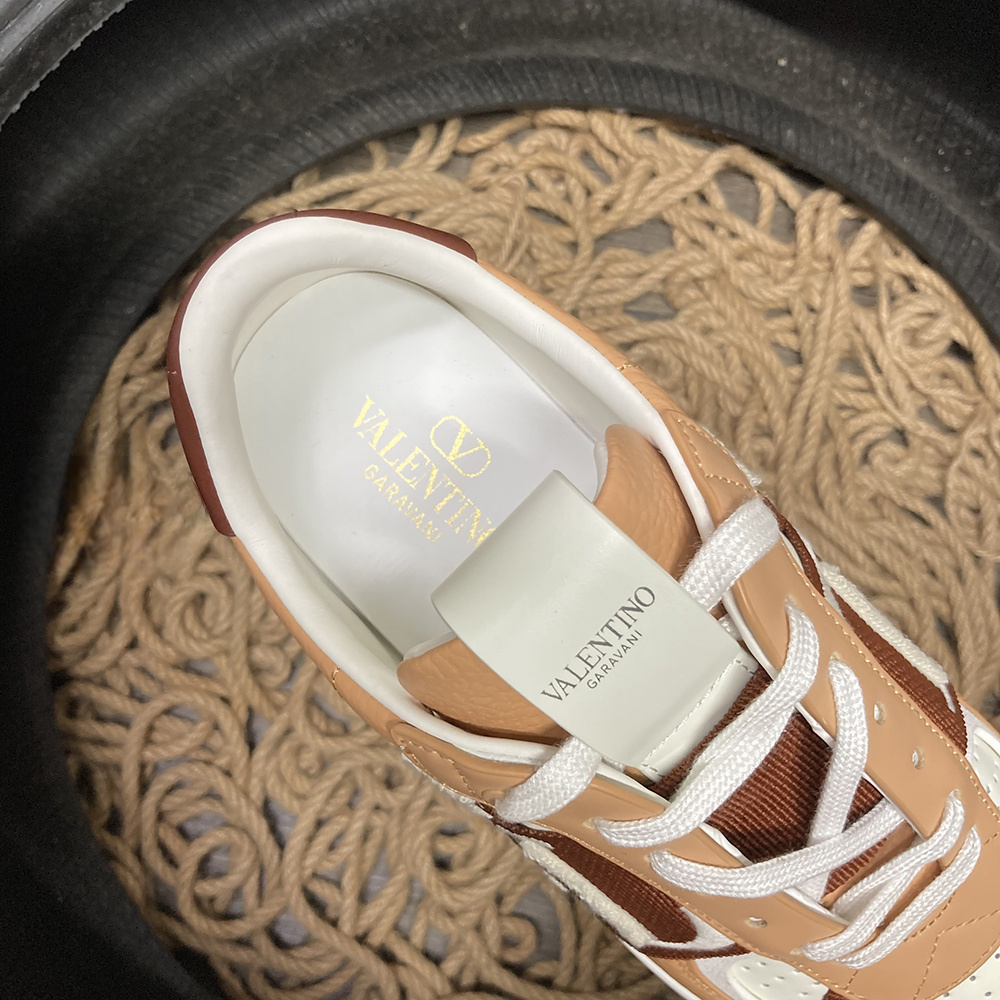 V7TN Trainers Brown