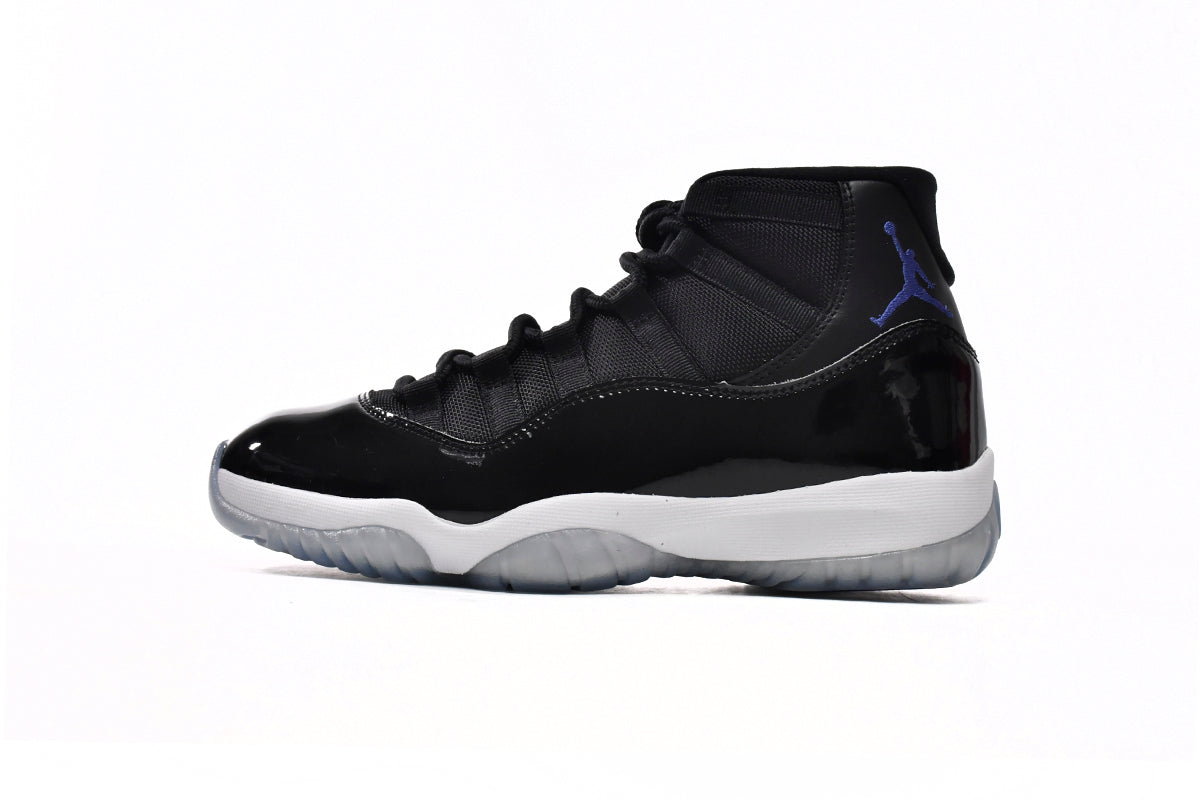 Jordan 11 Space Jam