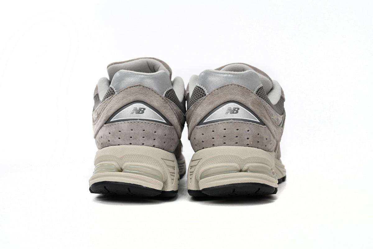 New Balance 2002R