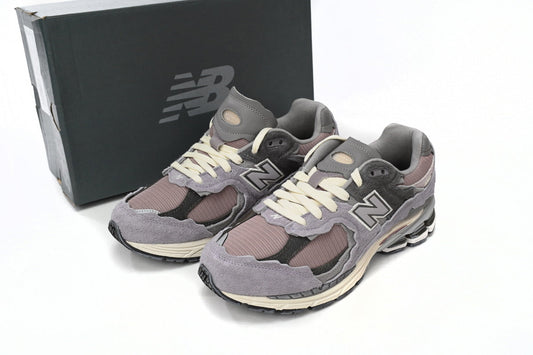New Balance 2002R