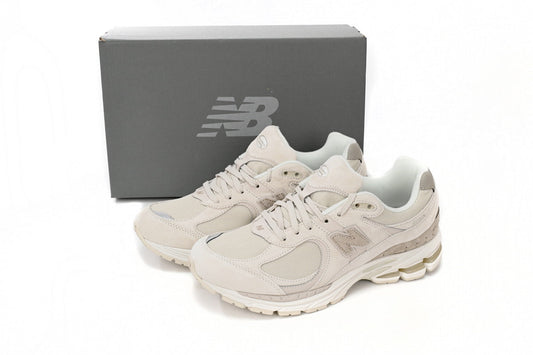 New Balance 2002R