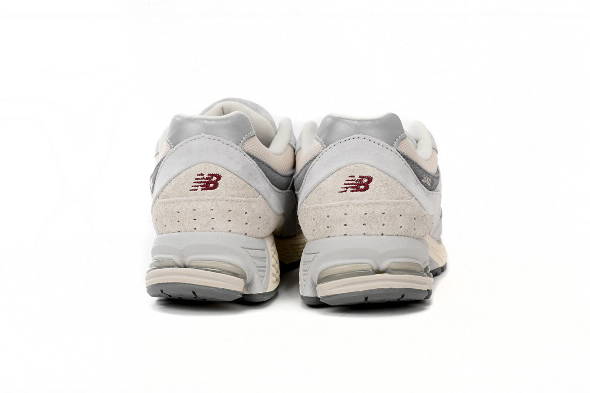 New Balance 2002R