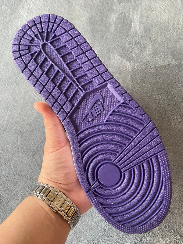 Jordan 1 Low Court Purple