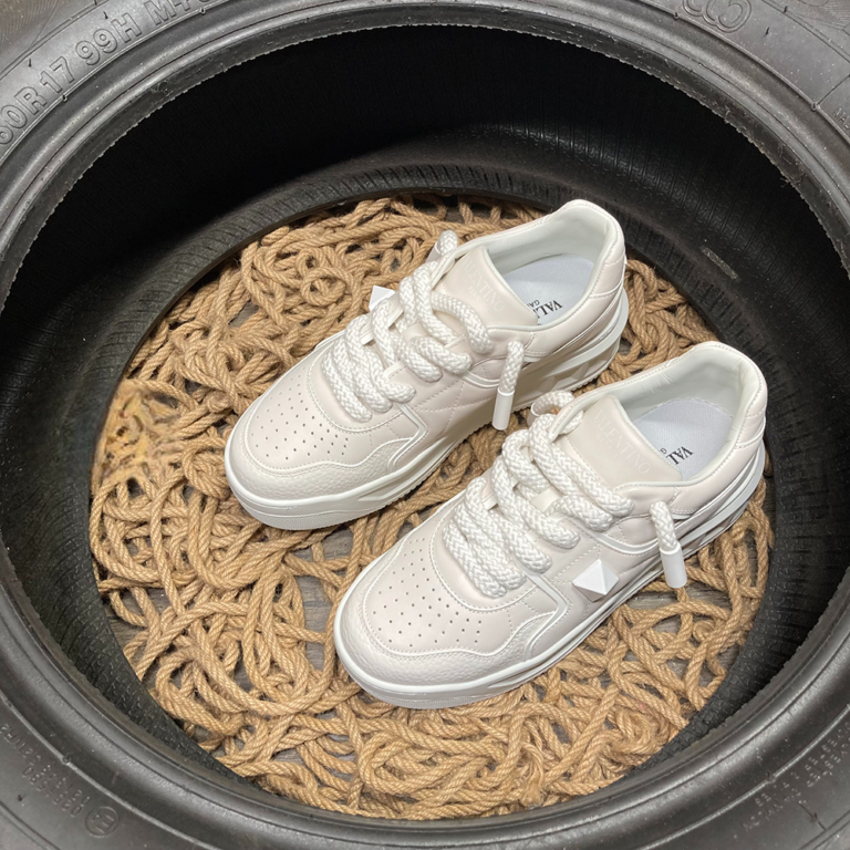 Valentino One Stud White