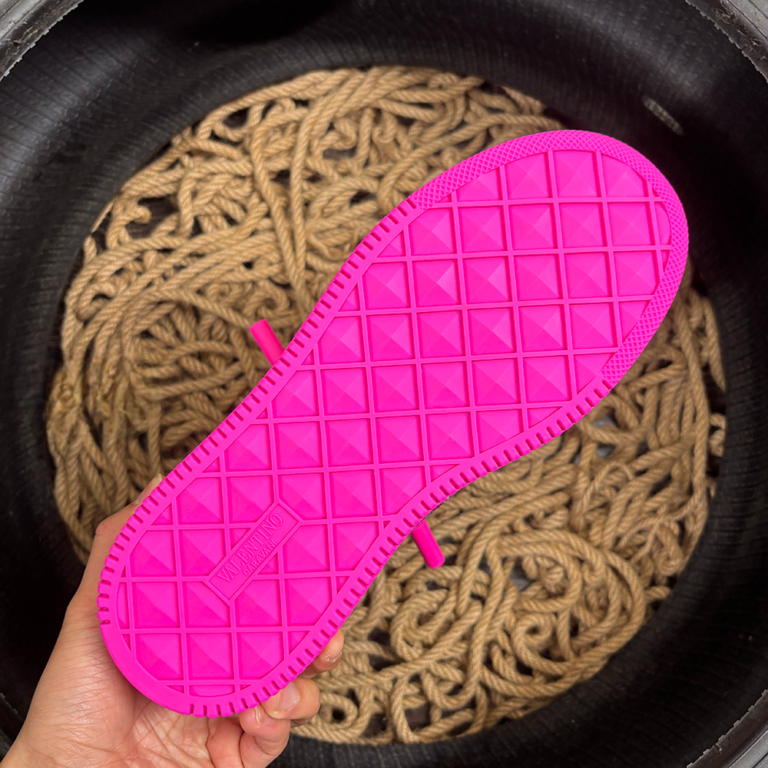 Valentino One Stud Pink Glitter