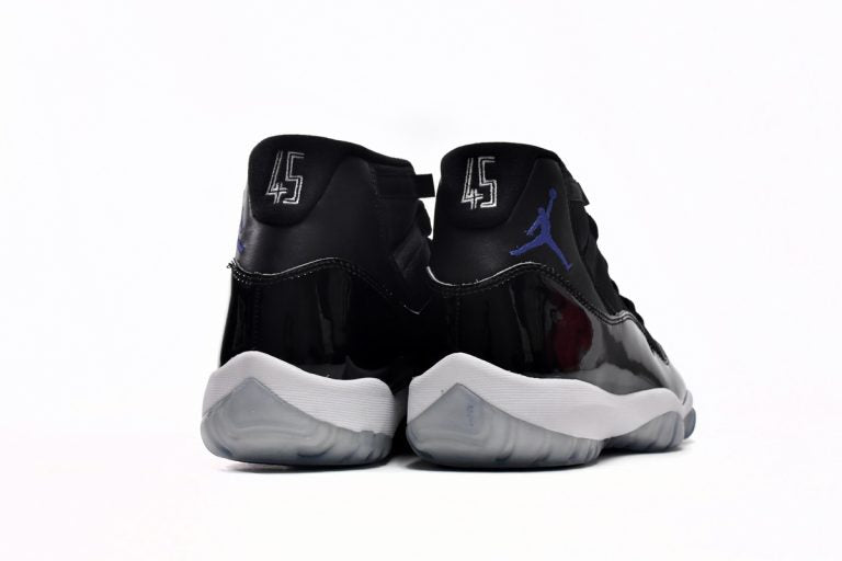 Jordan 11 Space Jam