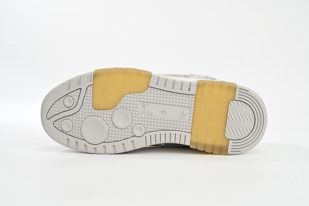 Off White Out Of Office Silver Sky Star