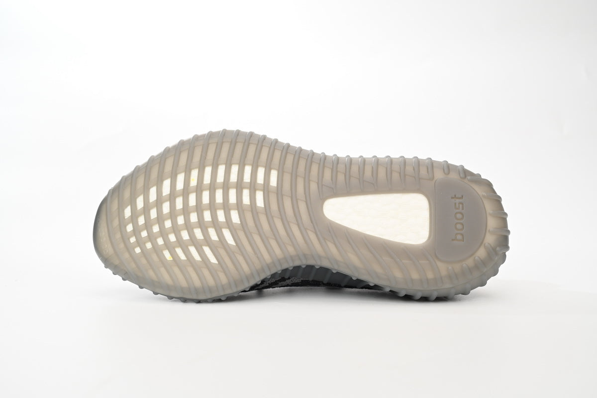 Yeezy V2 Beluga 2.0