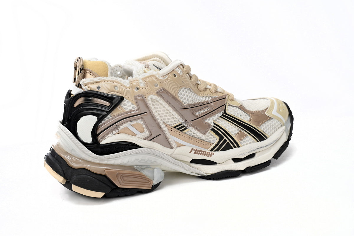 Balenciaga Runner Cream