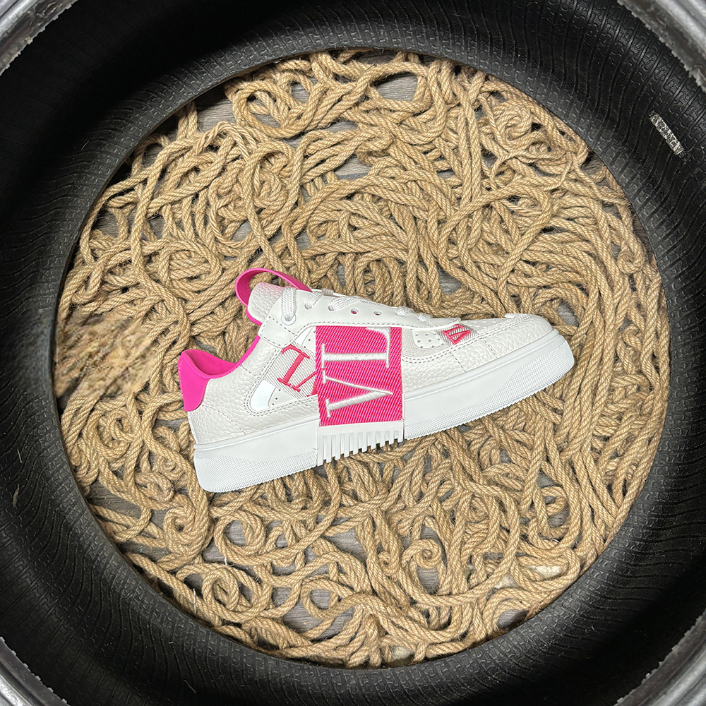 V7TN Trainers Pink