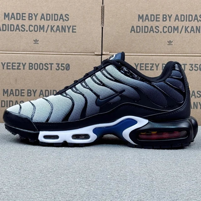 Nike TN – White Black