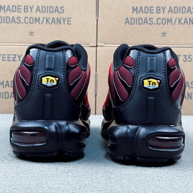 Nike TN – Red Black